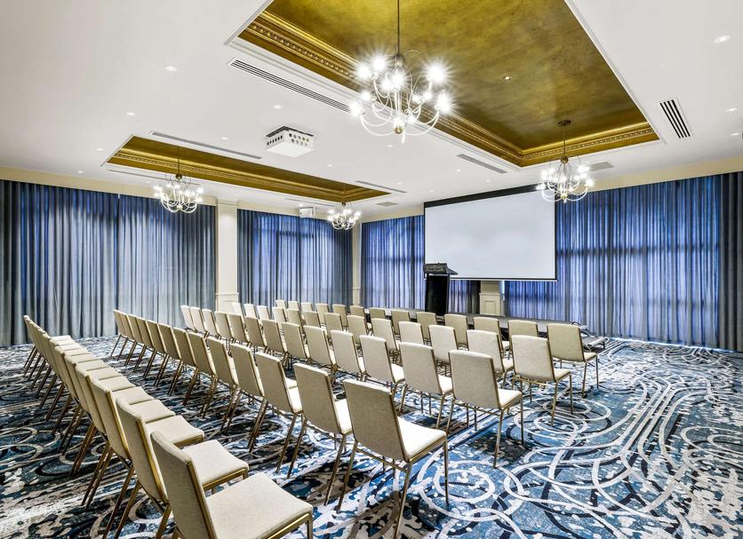 Ruang konferensi Foto