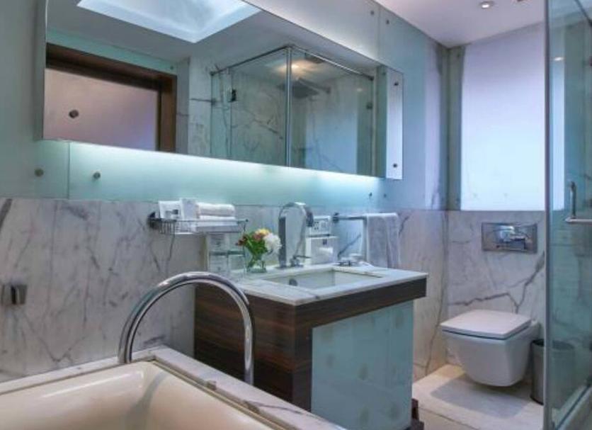 Kamar Mandi Foto