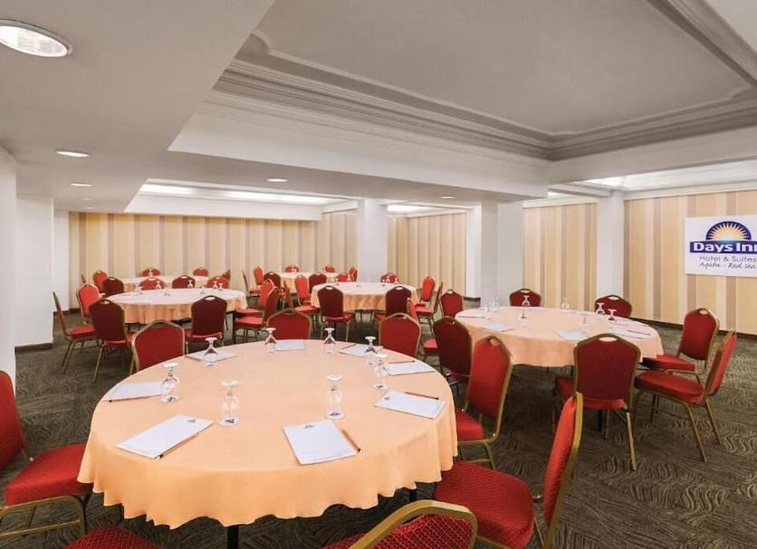 Ruang konferensi Foto