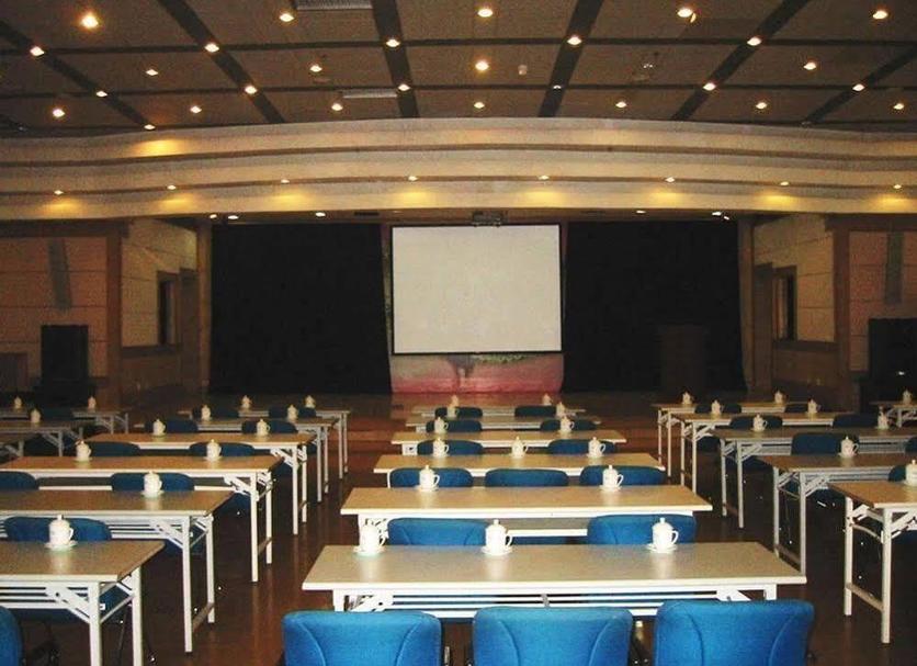 Ruang konferensi Foto