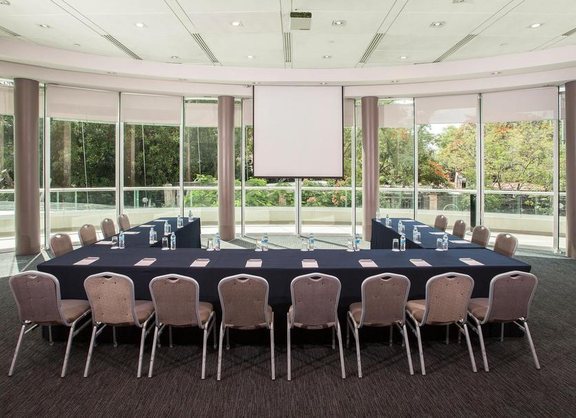 Ruang konferensi Foto
