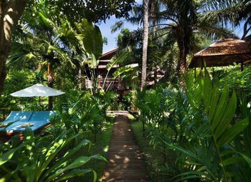 Pemandangan luar Foto