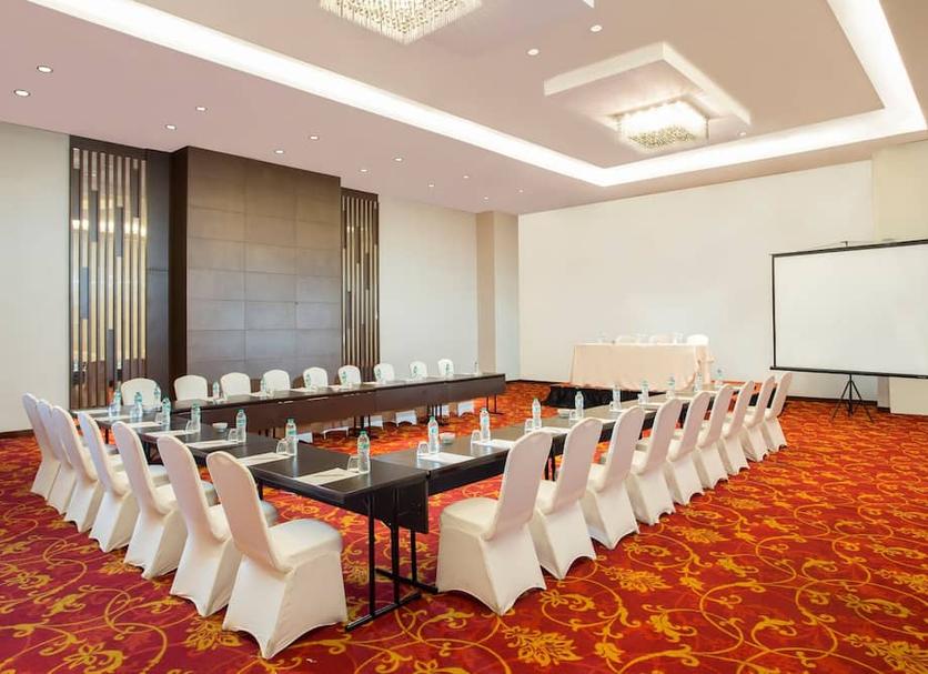 Ruang konferensi Foto