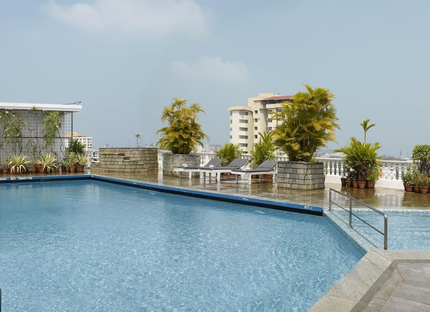 Kolam Foto