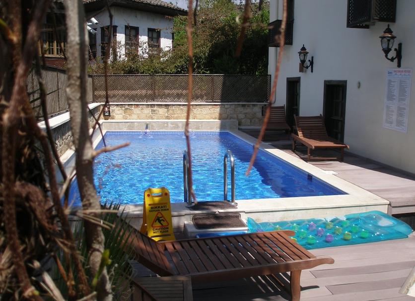 Kolam Foto