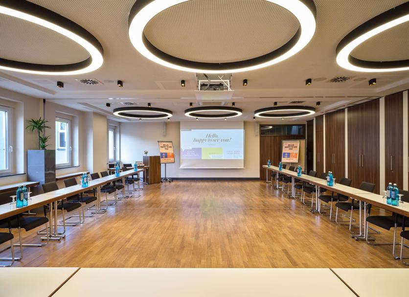 Ruang konferensi Foto