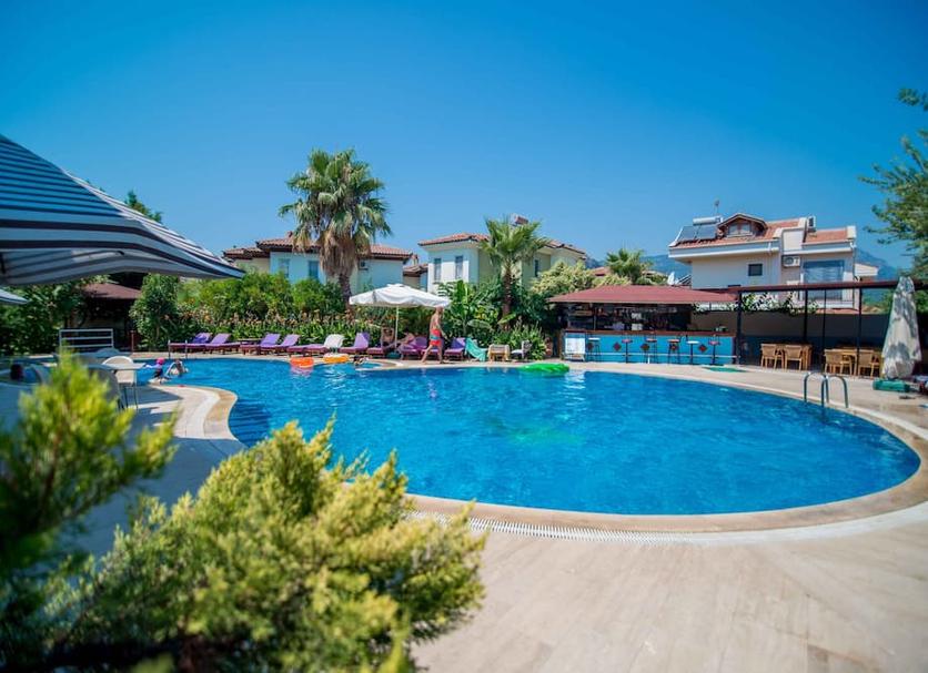 Kolam Foto