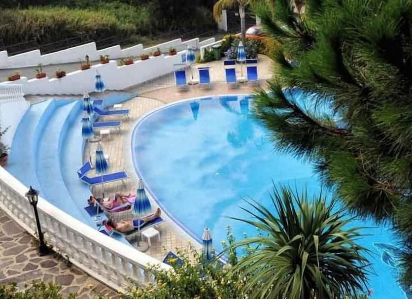 Kolam Foto