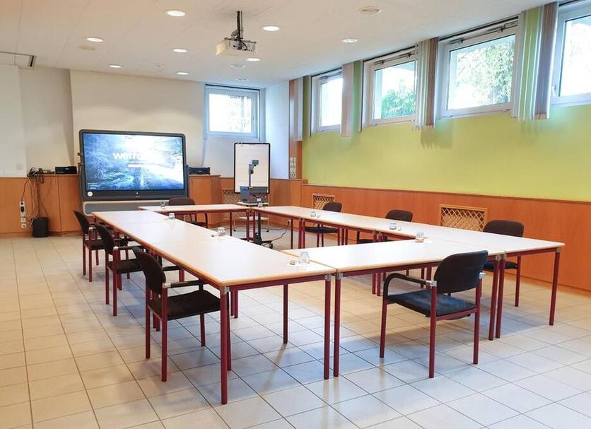 Ruang konferensi Foto
