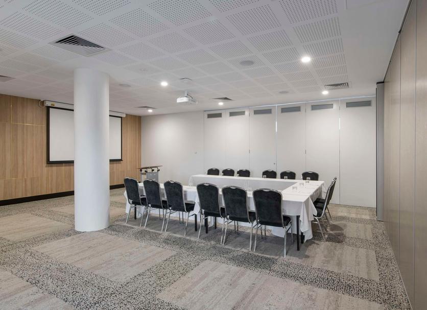 Ruang konferensi Foto