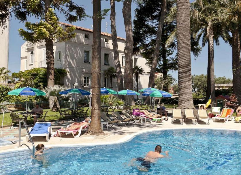 Kolam Foto