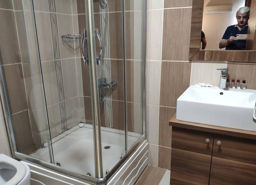 Kamar Mandi Foto