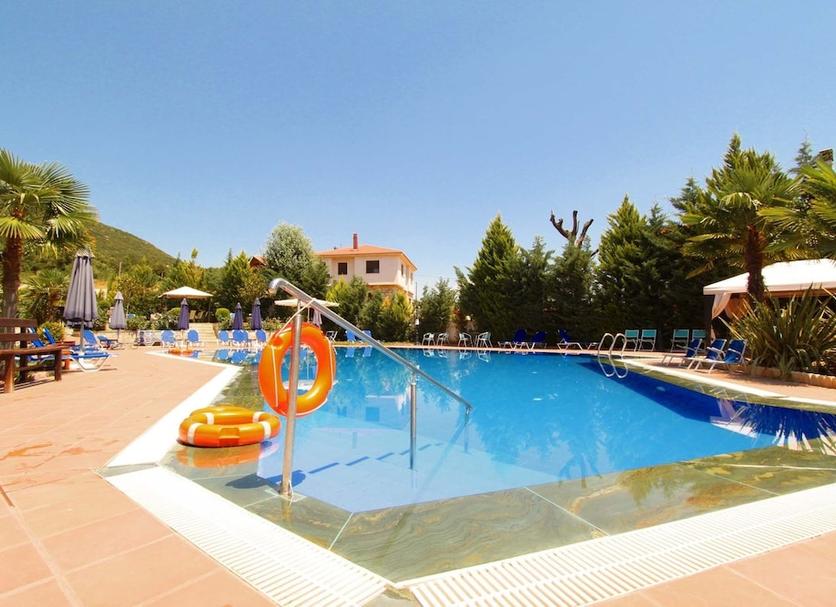 Kolam Foto