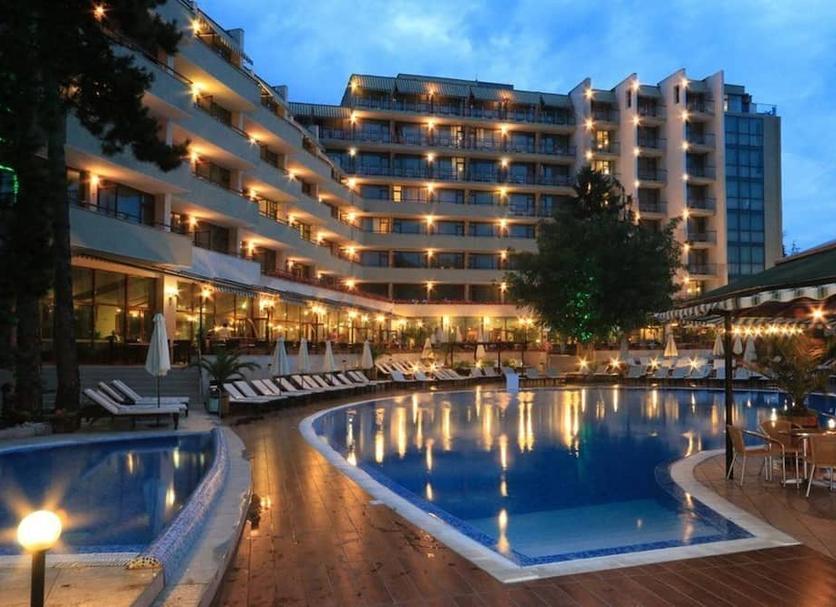 Kolam Foto