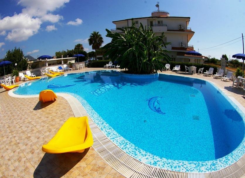 Kolam Foto