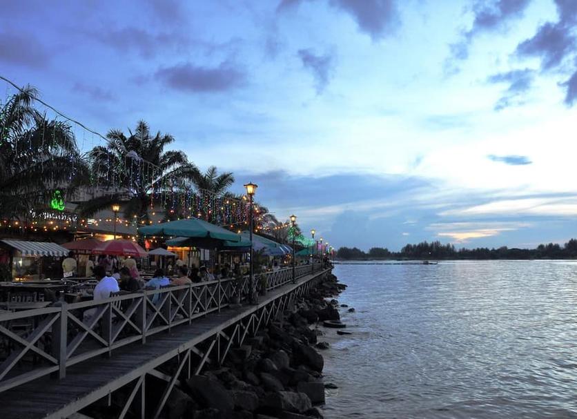Pemandangan luar Foto