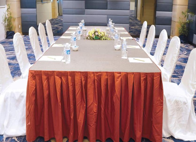 Ruang konferensi Foto