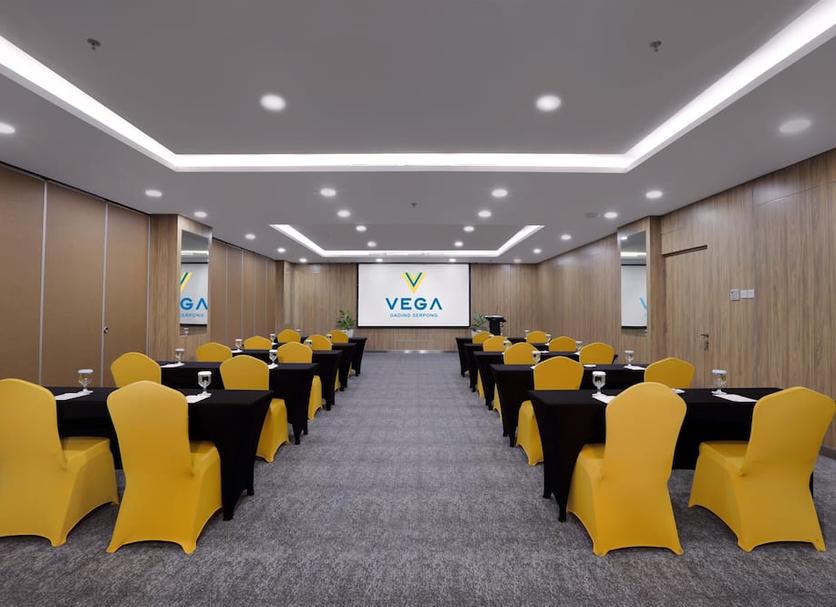 Ruang konferensi Foto