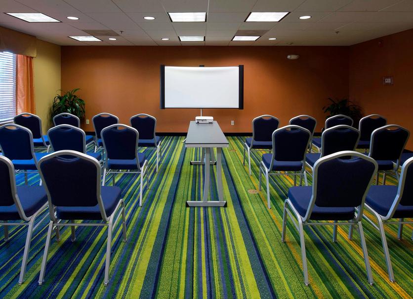 Ruang konferensi Foto
