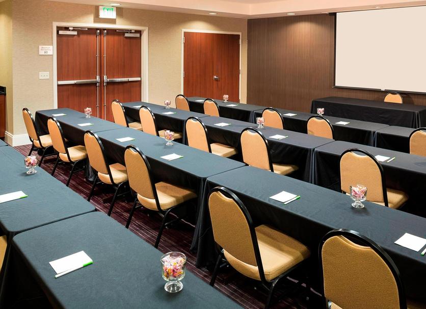 Ruang konferensi Foto
