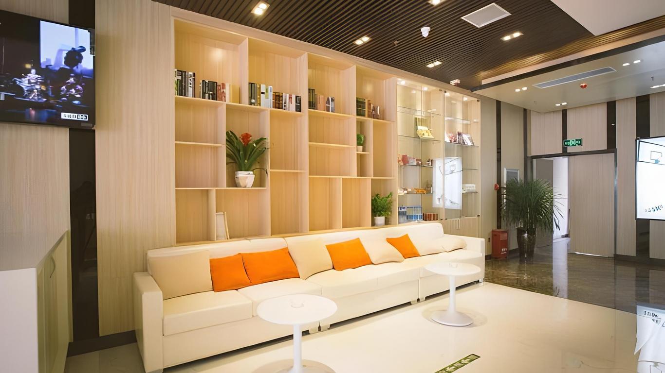 7 Days Inn Panjiayuan