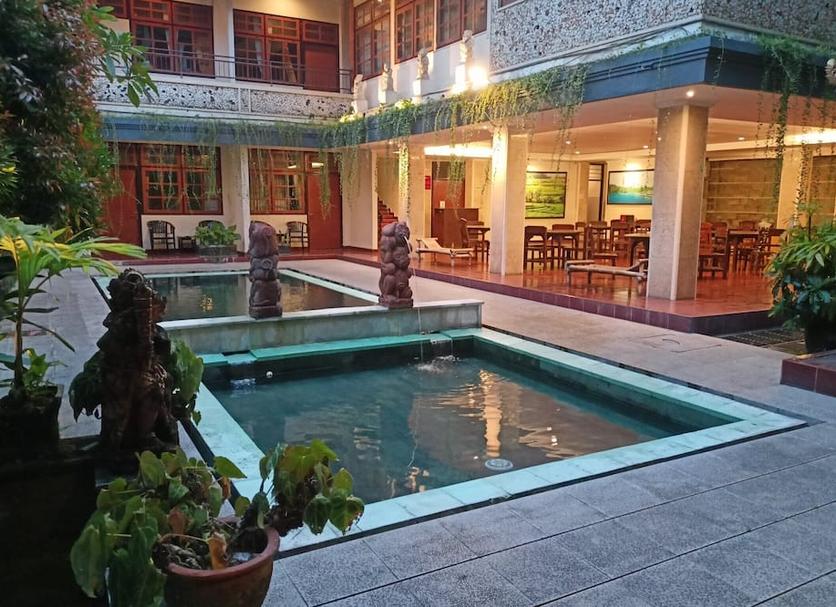 Kolam Foto