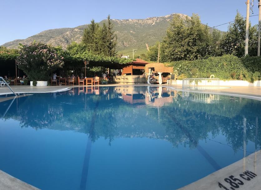 Kolam Foto