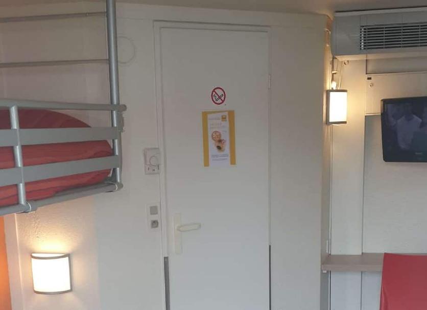 Prasarana kamar Foto