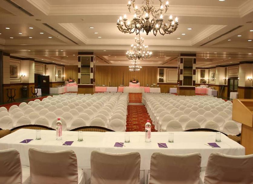 Ruang konferensi Foto