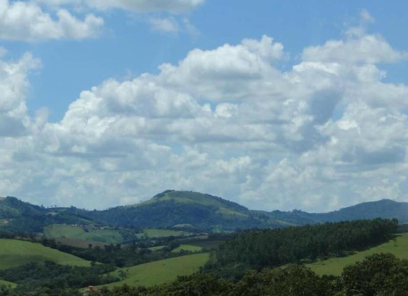 Pemandangan luar Foto
