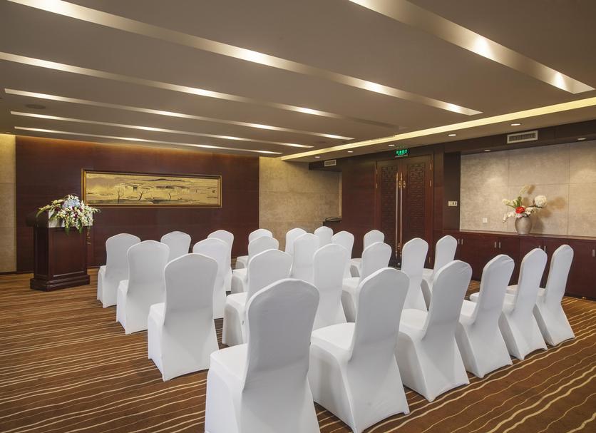 Ruang konferensi Foto