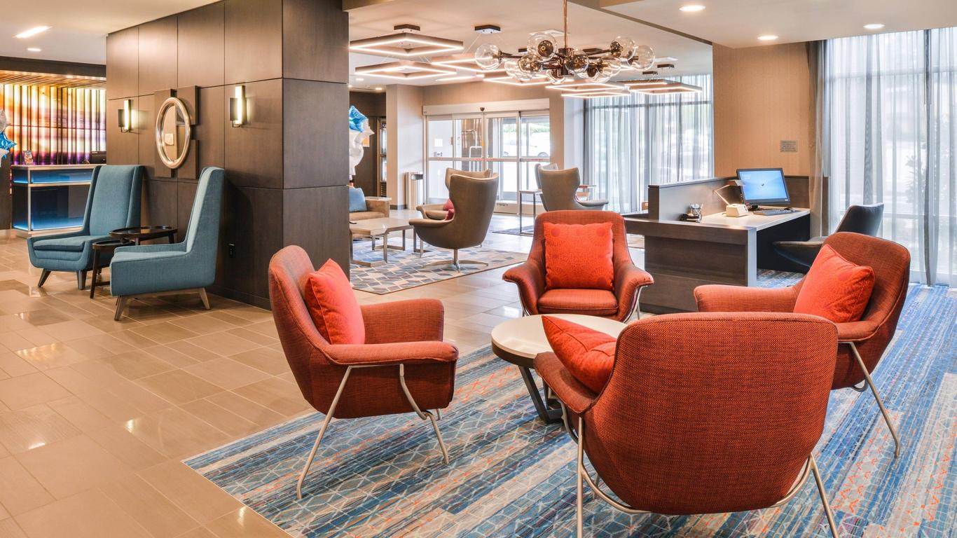 Fairfield Inn and Suites by Marriott Raleigh Cary