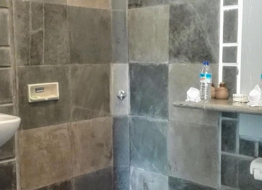 Kamar Mandi Foto