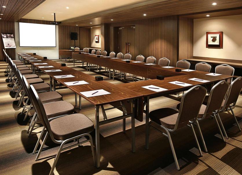 Ruang konferensi Foto