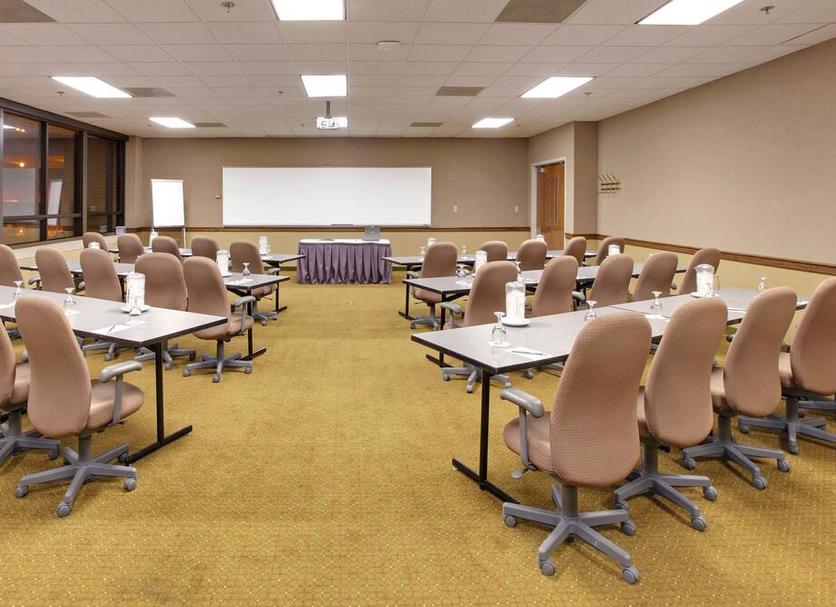 Ruang konferensi Foto