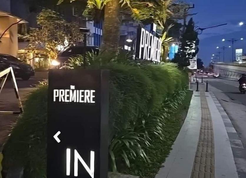Pemandangan luar Foto