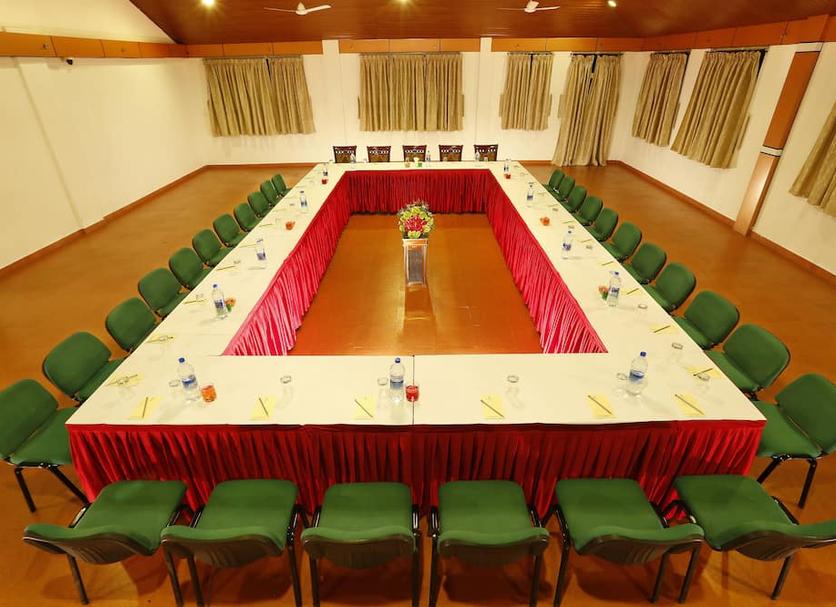 Ruang konferensi Foto