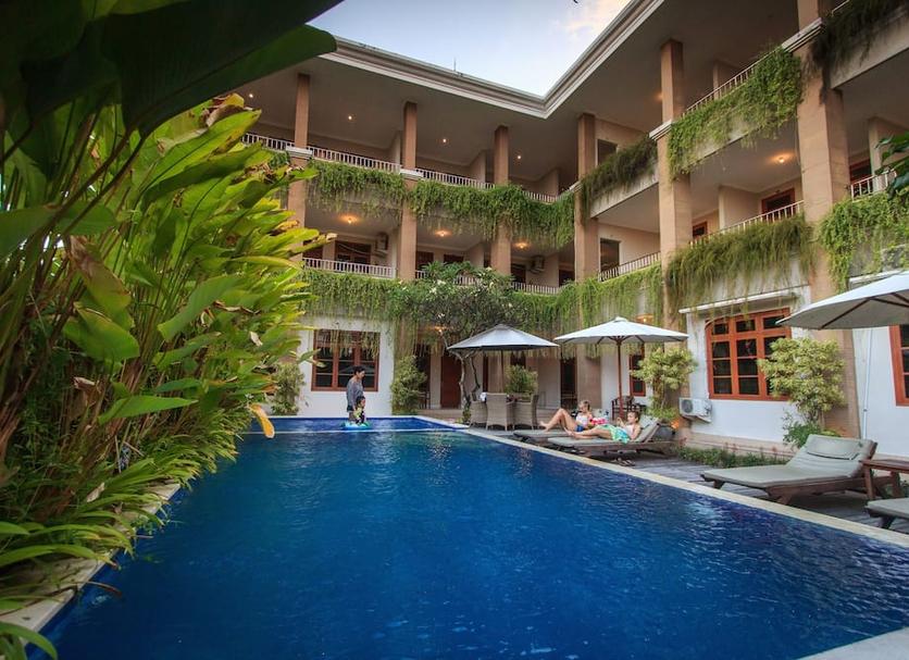 Kolam Foto