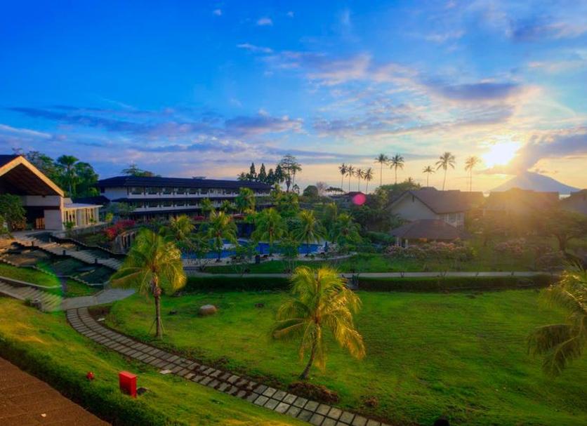 Pemandangan luar Foto