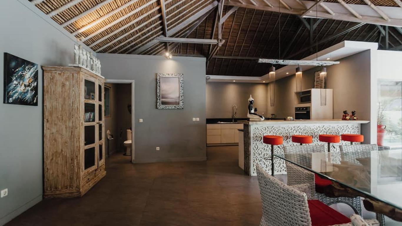 Maylie Bali Villa & Bungalows