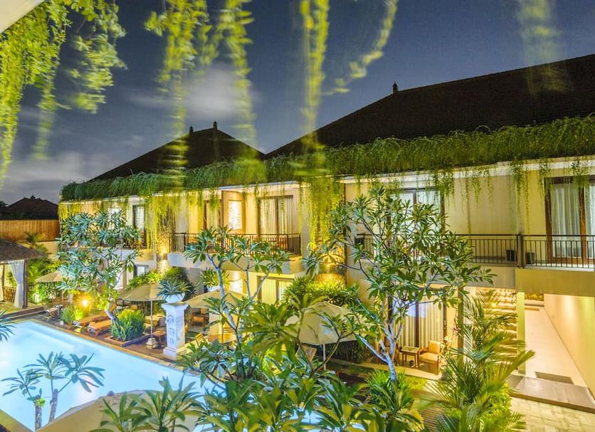 Pemandangan luar Foto