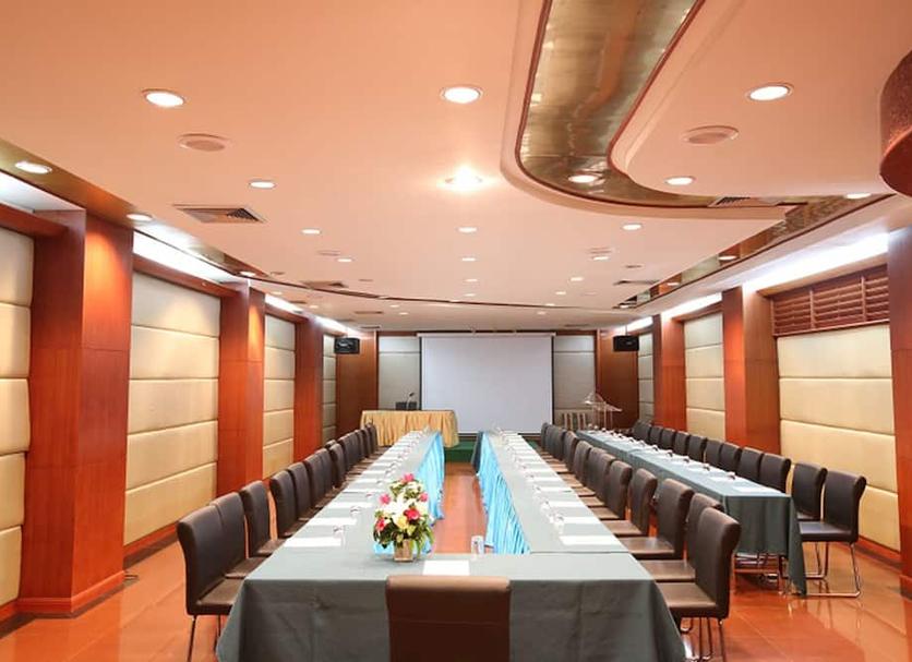 Ruang konferensi Foto