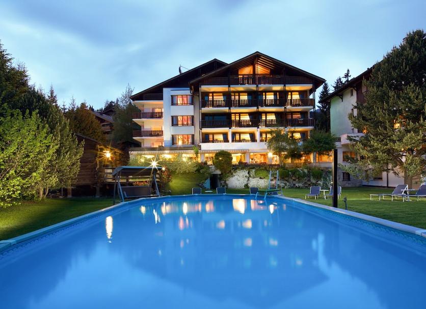 Kolam Foto