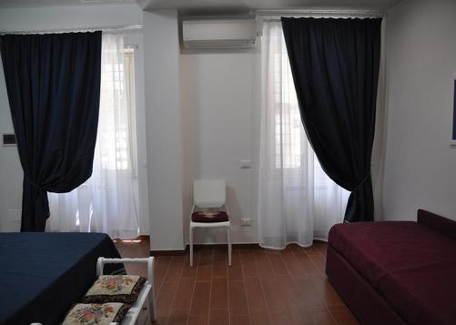 B&B Five - Rome - Bedroom