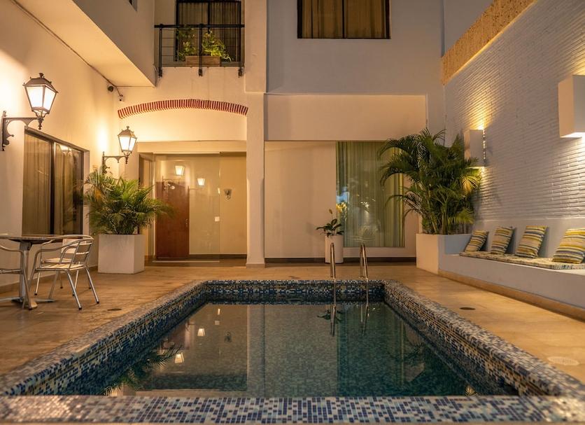 Kolam Foto
