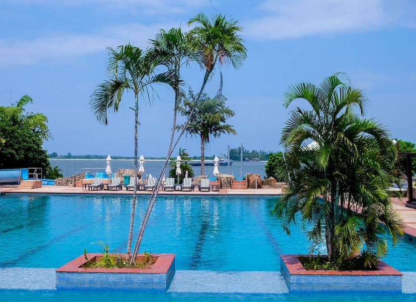 Kolam Foto