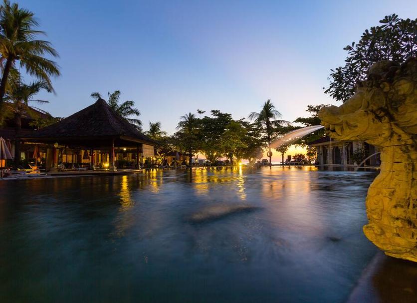 Pemandangan luar Foto