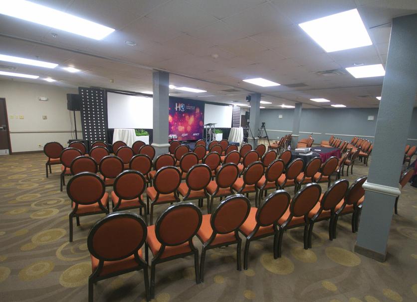 Ruang konferensi Foto