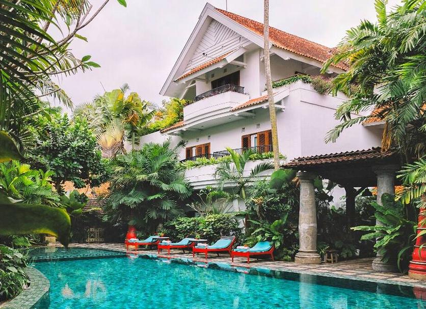Kolam Foto