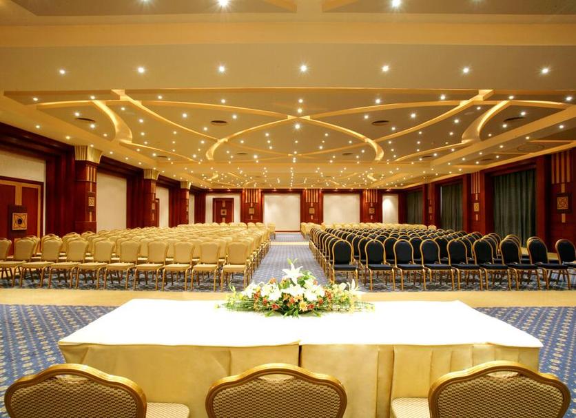 Ruang konferensi Foto